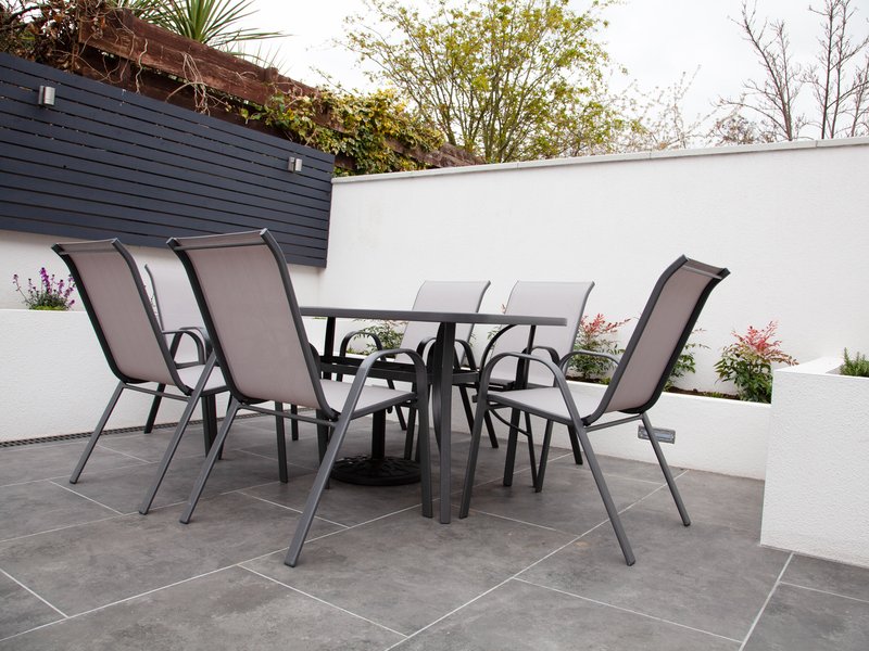 outdoor tile floor - Flooring Store in Oakville